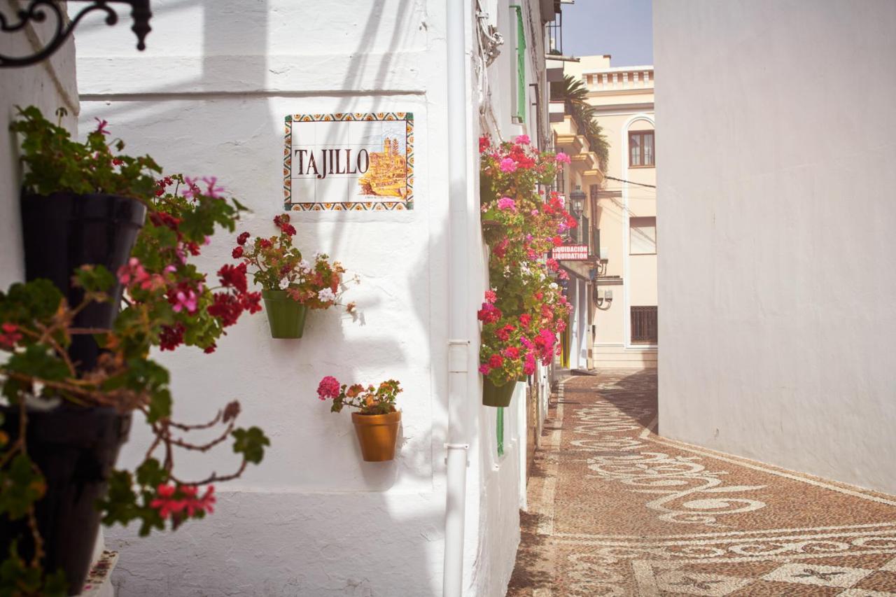 Apartament Balcon De Europa Nerja Zewnętrze zdjęcie